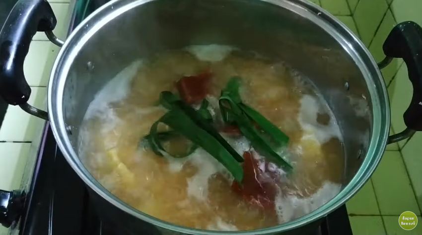 7 Cara praktis bikin kolak singkong yang enak, manis, dan cocok dijadikan takjil buka puasa