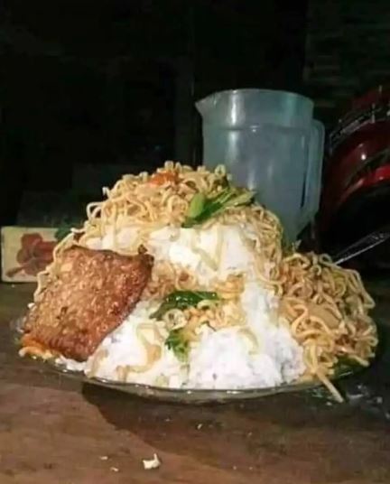 potret nyeleneh menu buka puasa Berbagai sumber