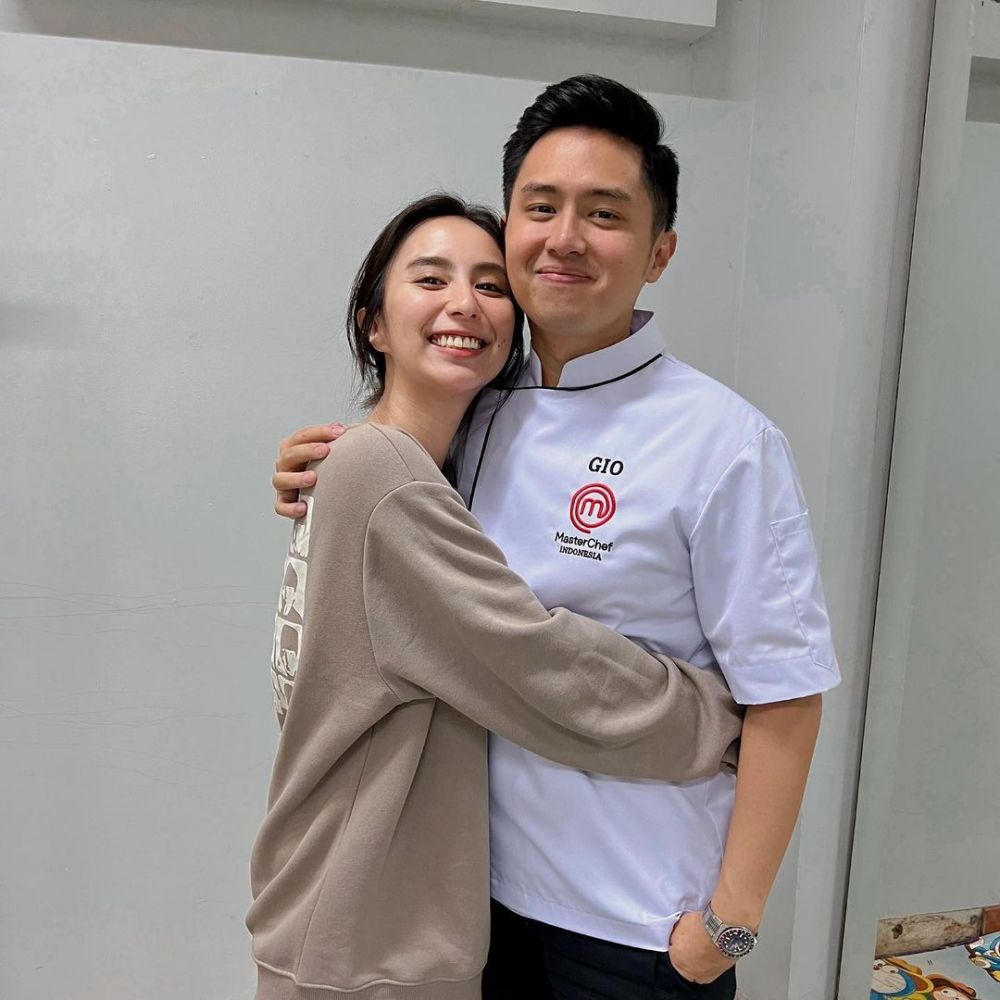 Gio kakak ipar mantan penyanyi cilik © Instagram