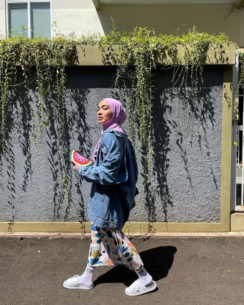 gaya pemeran Denok di kehidupan nyata  © 2023 brilio.net