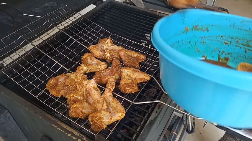 Tanpa perlu direbus, ini trik bikin ayam bakar agar empuk, matang merata, dan bumbu meresap sempurna