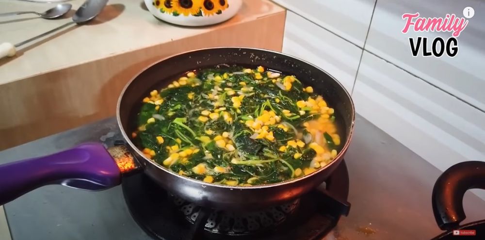 9 Menu sahur Ussy Sulistiawaty ini sederhana ala rumahan, ekonomis dan praktis dibuat