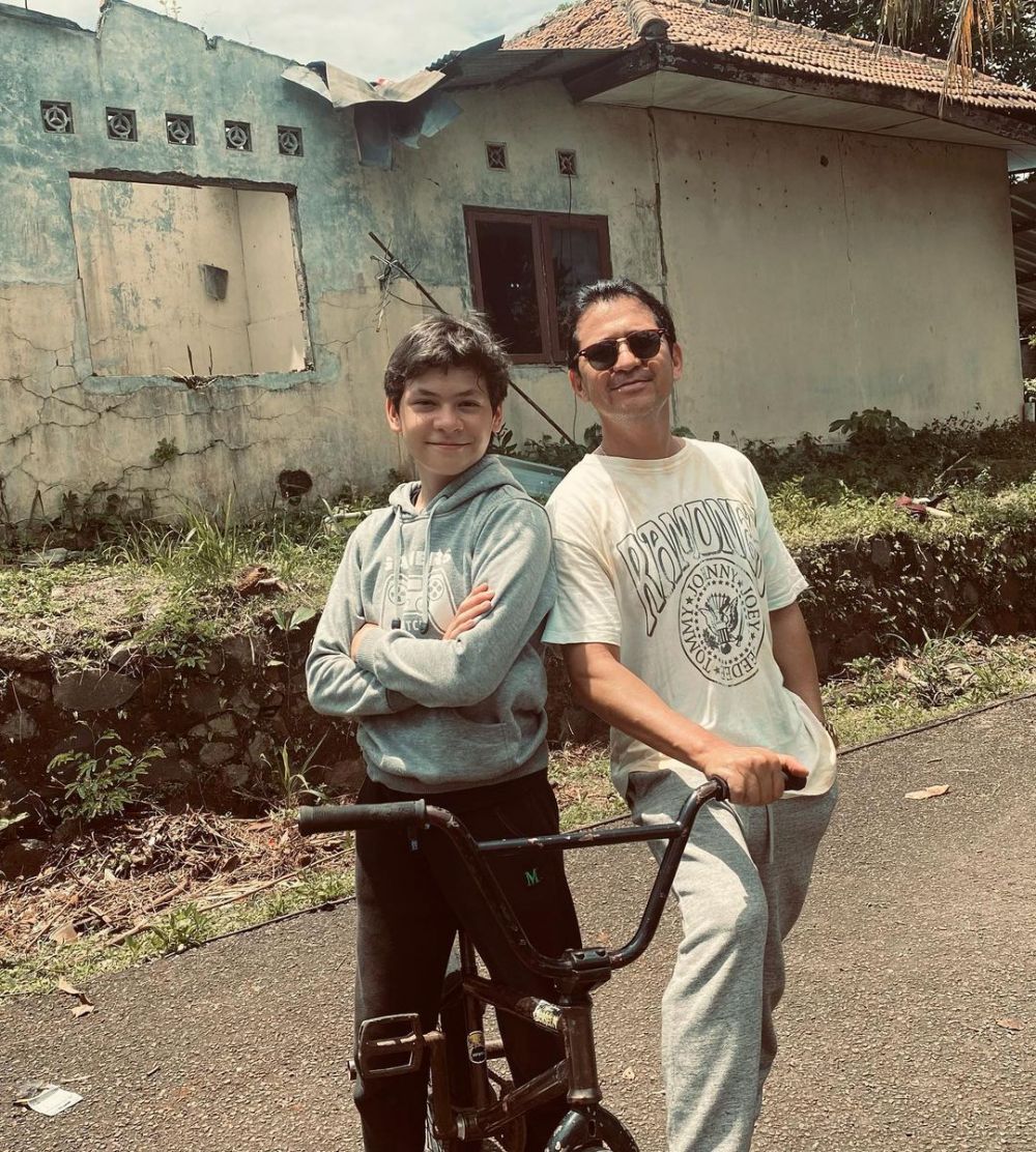 kebersamaan sendy dan putranya © instagram kebersamaan sendy dan putranya © instagram