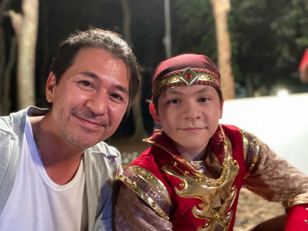 kebersamaan sendy dan putranya © instagram