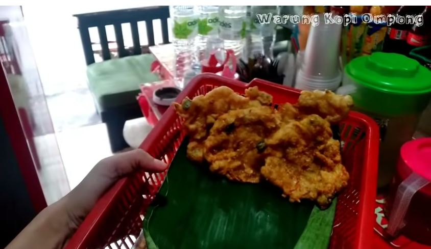 Tanpa baking powder, ini trik bikin bakwan yang mekar, enak, dan renyah semalaman