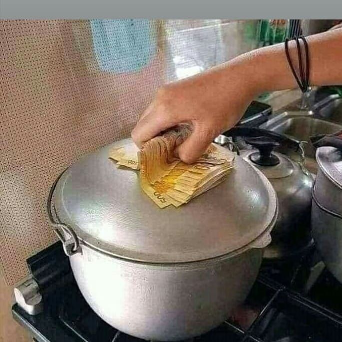 potret orang kaya tapi sok rendah hati ini bikin hati panas tak karuan © berbagai sumber