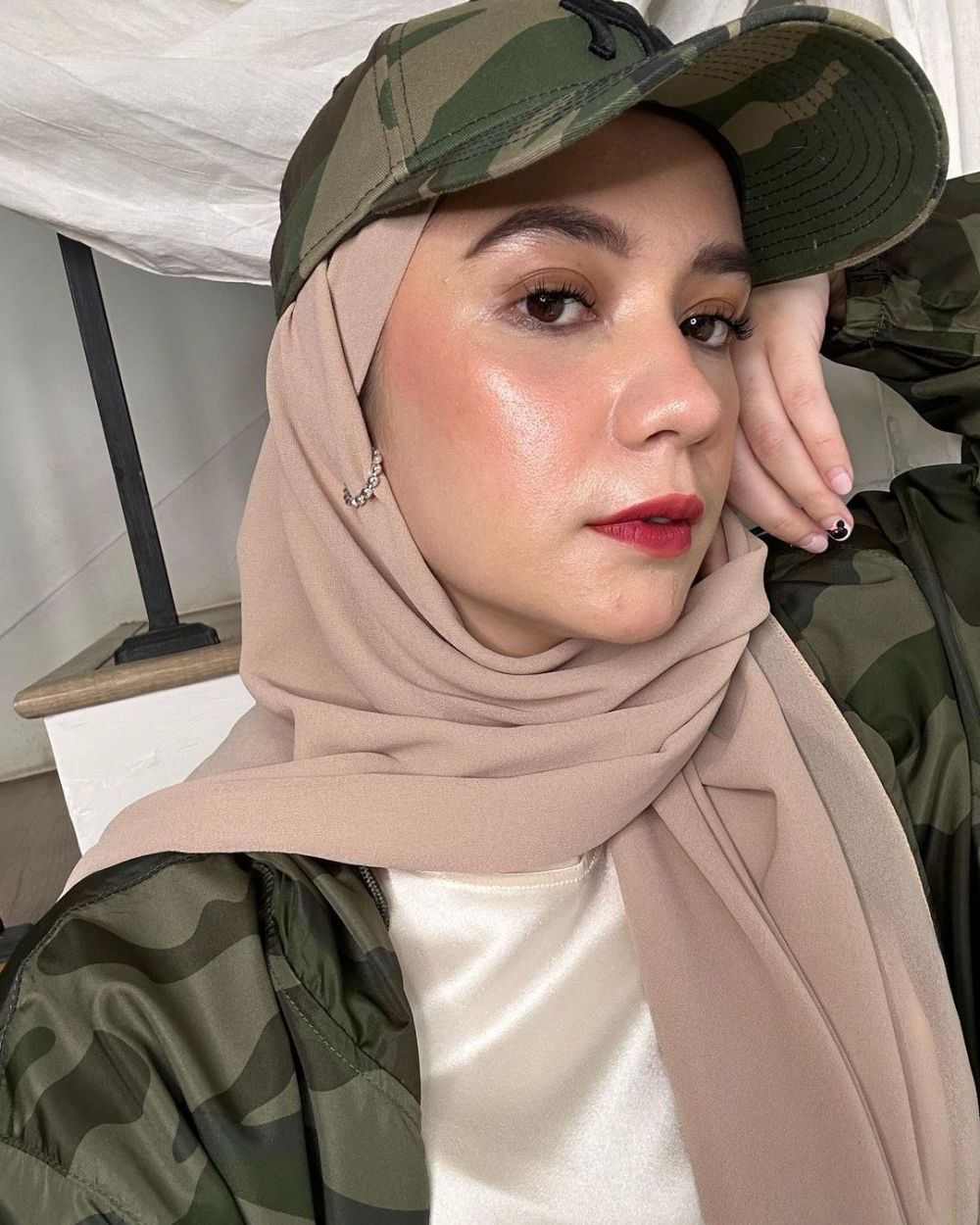 Kekasih Mas Pur kini berhijab © berbagai sumber