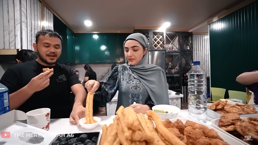 9 Menu buka puasa keluarga Anang Hermansyah dan Ashanty, sederhana dan menggugah selera