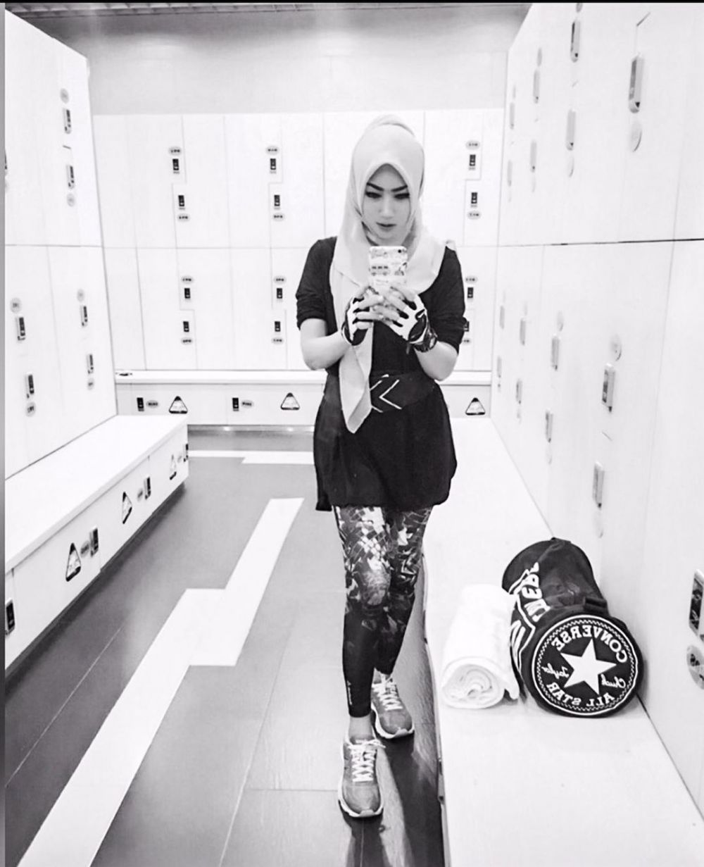 putri di para pencari tuhan kerap tampil anggun berhijab © berbagai sumber