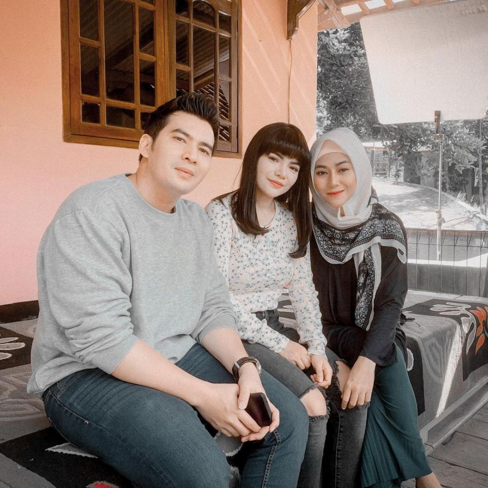 putri di para pencari tuhan kerap tampil anggun berhijab © berbagai sumber putri di para pencari tuhan kerap tampil anggun berhijab © berbagai sumber