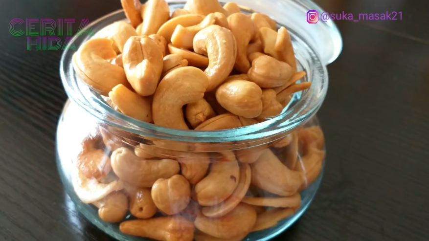 Trik menggoreng kacang mete agar renyah, gurih dan tak bau tengik untuk stok Lebaran