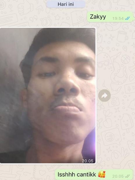 Chat lucu kirim foto ke pacar Berbagai sumber