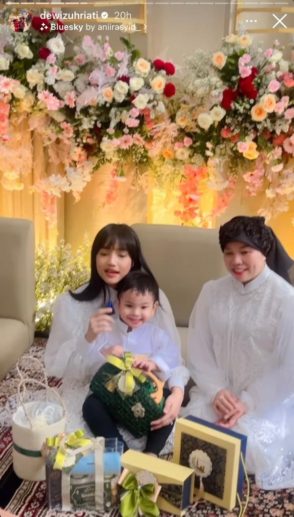  momen syukuran rumah baru Fuji © berbagai sumber