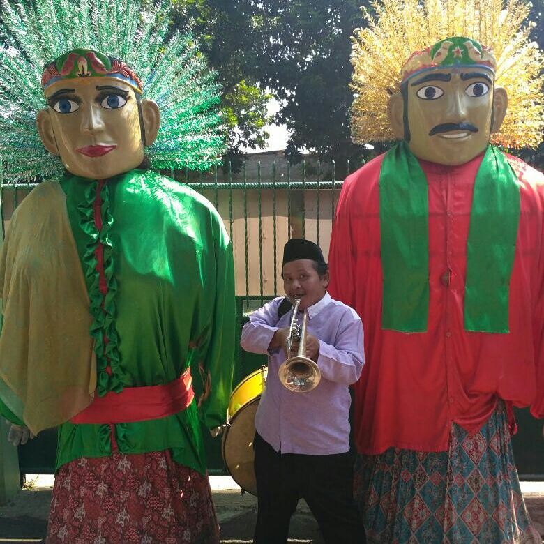 Babe Naim di Tukang Ojek Pengkolan Instagram