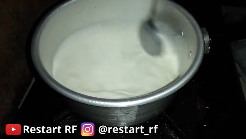 10 Cara simpel bikin es krim gelato rumahan bak menu kafe kekinian, enak dan tak cepat meleleh