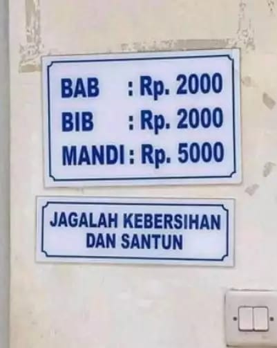 17 tulisan kocak di toilet umum ini recehnya diluar batas © berbagai sumber 17 tulisan kocak di toilet umum ini recehnya diluar batas © berbagai sumber