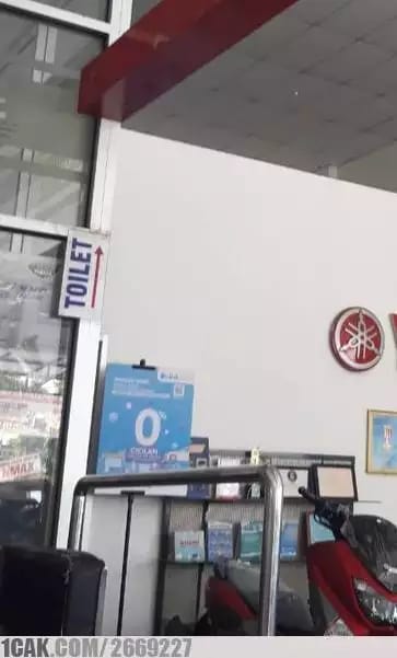 17 tulisan kocak di toilet umum ini recehnya diluar batas © berbagai sumber 17 tulisan kocak di toilet umum ini recehnya diluar batas © berbagai sumber