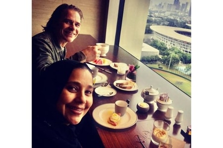 istri tersakiti di Noktah Merah Perkawinan © 2023 brilio.net istri tersakiti di Noktah Merah Perkawinan © 2023 brilio.net