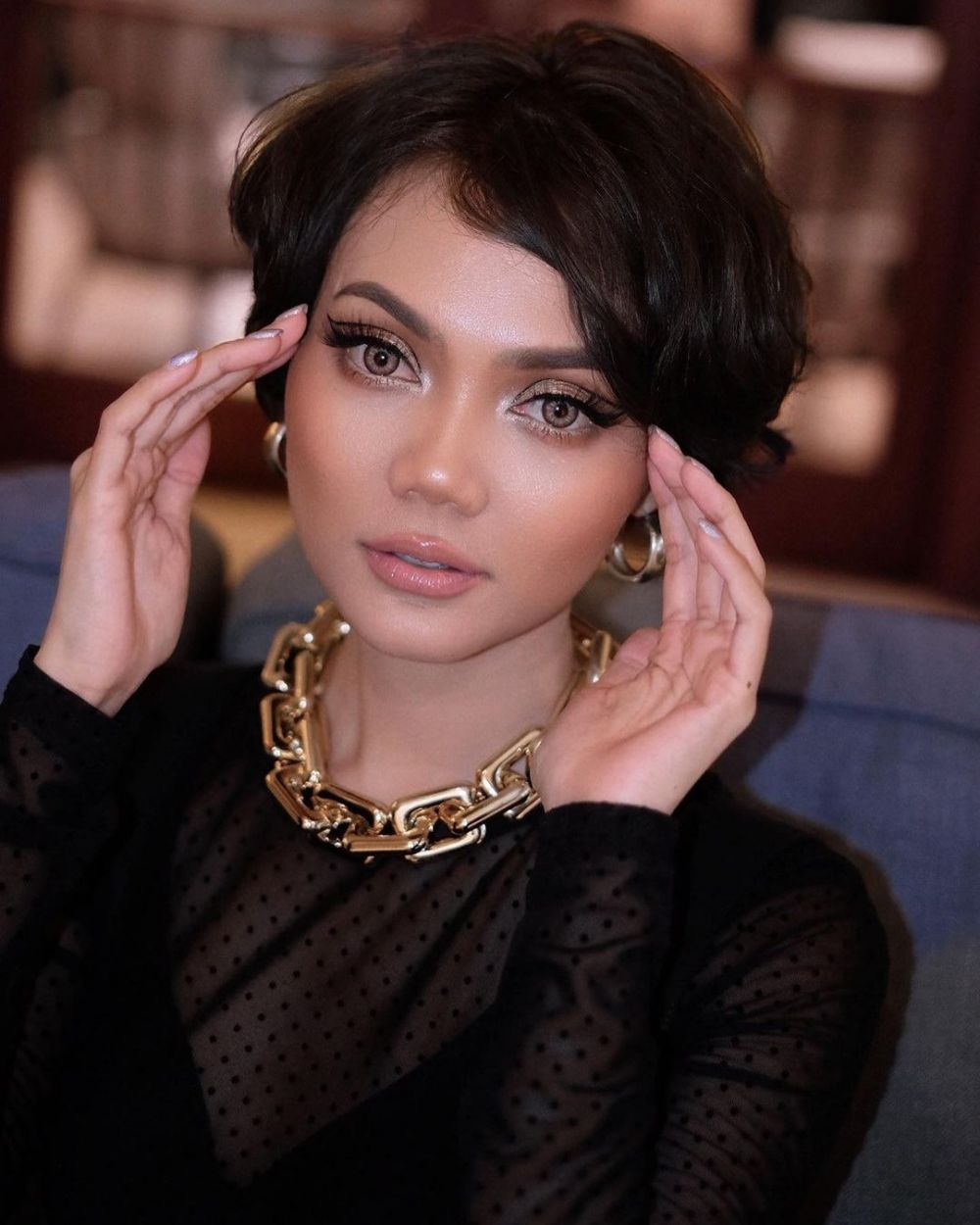 Rina Nose foto bareng Kak Seto © Instagram/@rinanose16