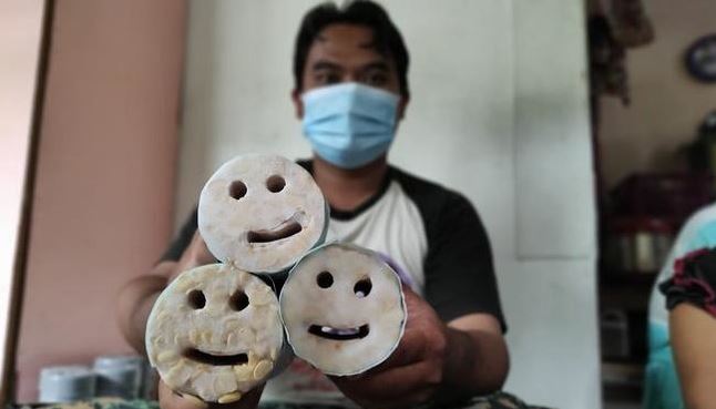 Bentuk tempe nggak biasa Berbagai sumber Bentuk tempe nggak biasa Berbagai sumber