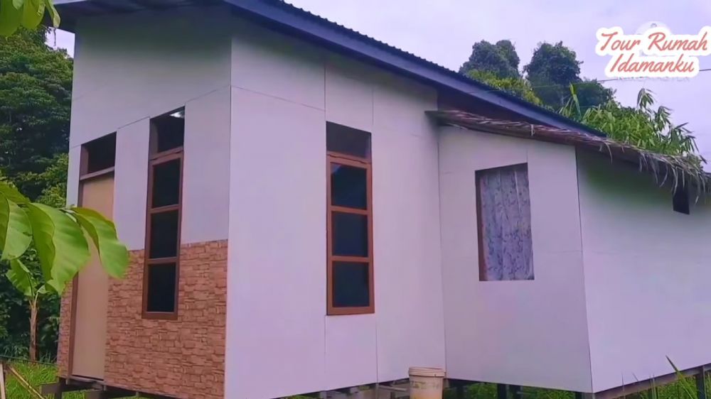 rumah mungil dari papan modal Rp 10 juta © YouTube/LKP THRIFT rumah mungil dari papan modal Rp 10 juta © YouTube/LKP THRIFT