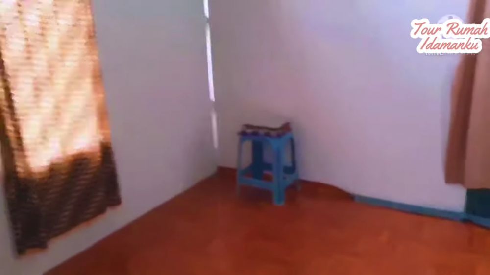 rumah mungil dari papan modal Rp 10 juta © YouTube/LKP THRIFT rumah mungil dari papan modal Rp 10 juta © YouTube/LKP THRIFT