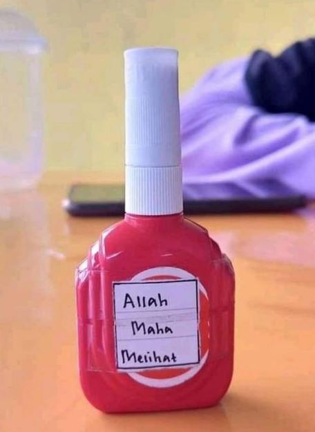 tulisan peringatan agar barang tak dicuri Berbagai sumber