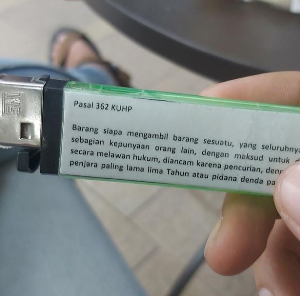 tulisan peringatan agar barang tak dicuri Berbagai sumber