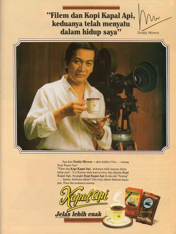 Pria tampan di iklan kopi era 80-an © 2023 brilio.net