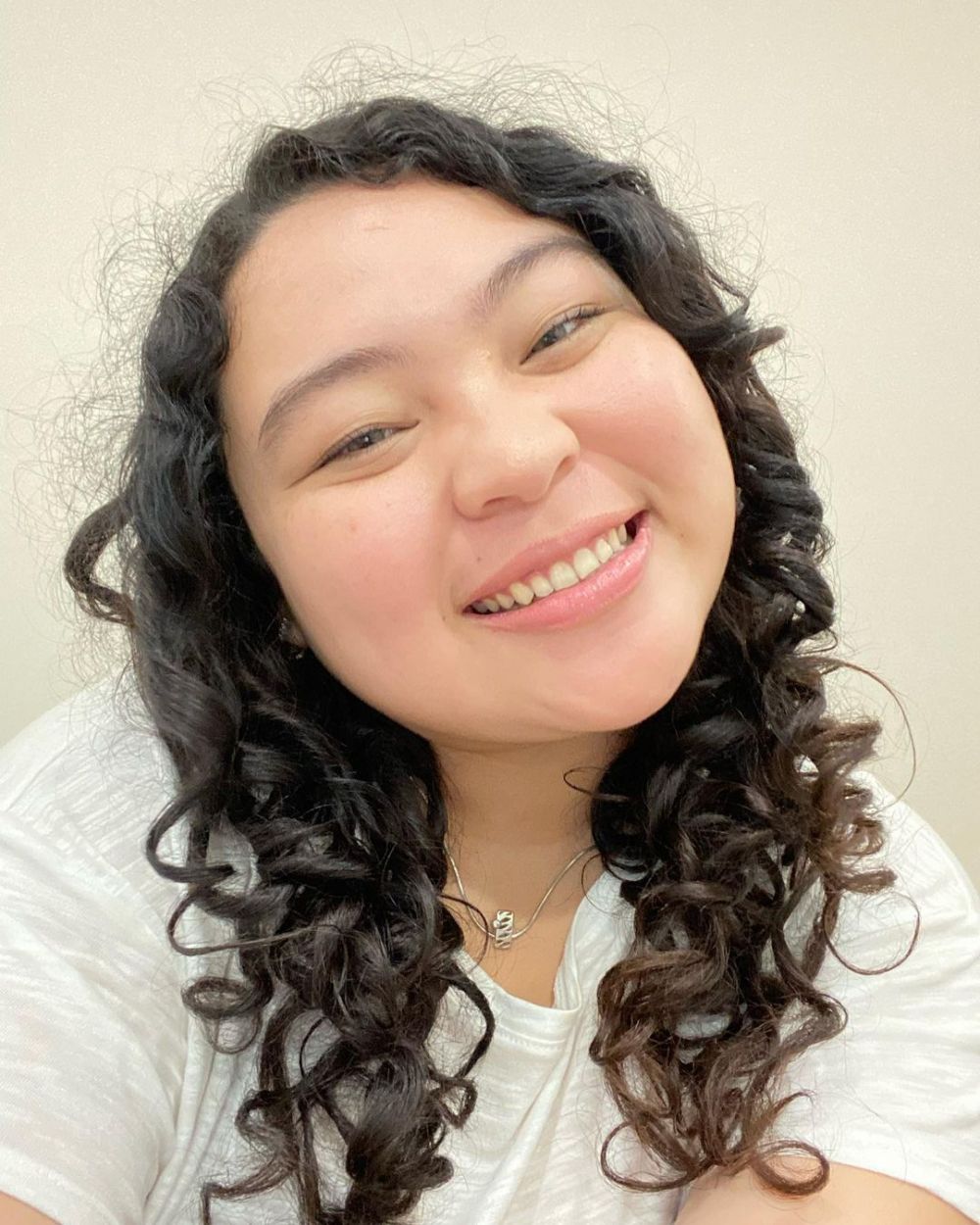 Bunga anak bos cucian motor © berbagai sumber