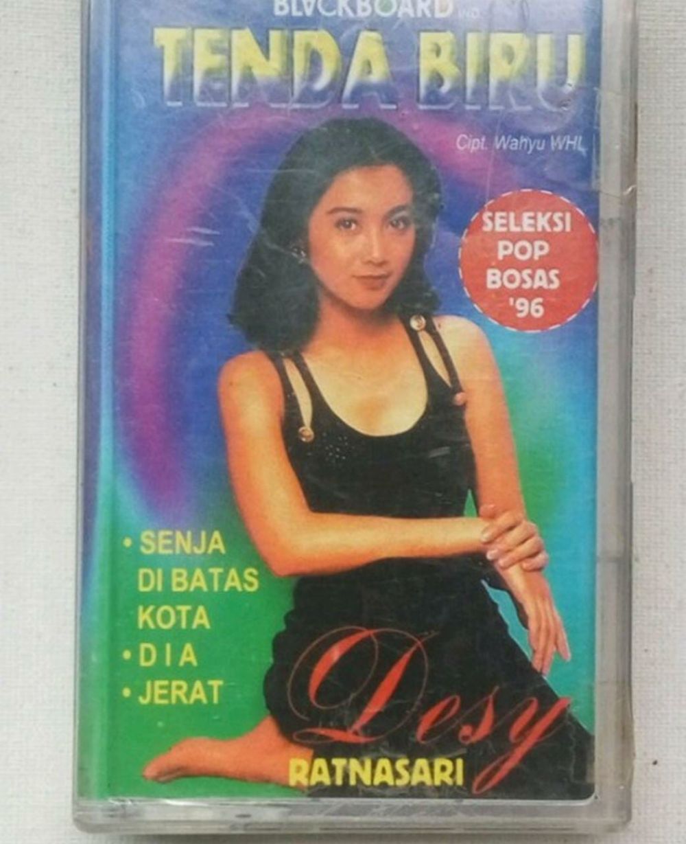 Desy Ratnasari bintang iklan kamera jadul Instagram Desy Ratnasari bintang iklan kamera jadul Instagram