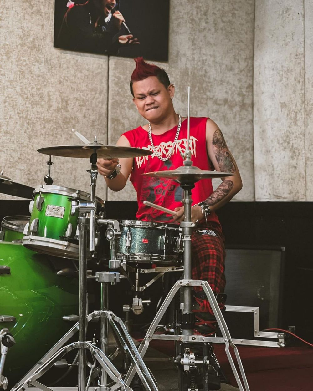 bang gembel di keseharian © instagram bang gembel di keseharian © instagram