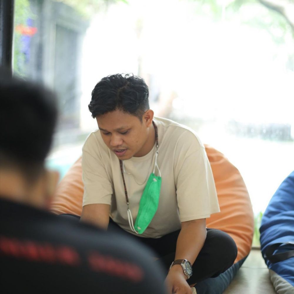 bang gembel di keseharian © instagram bang gembel di keseharian © instagram