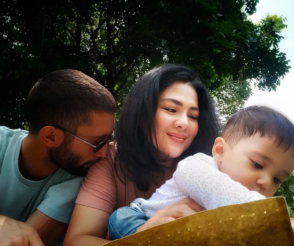 potret keseharian pegawai cantik di para pencari tuhan yang bikin aya cemburu © berbagai sumber