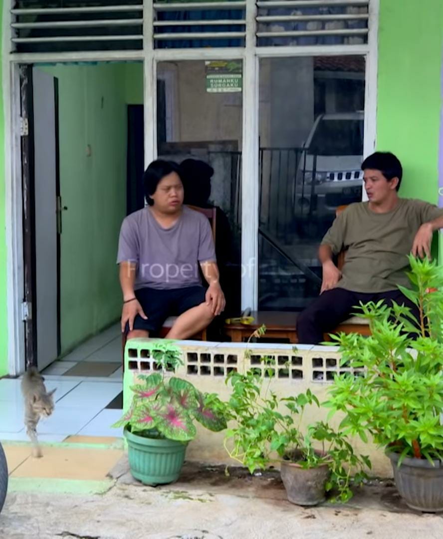 Pemeran kocak Sujono di 