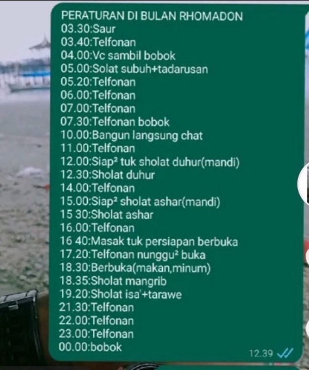 chat orang pacaran di bulan puasa © berbagai sumber