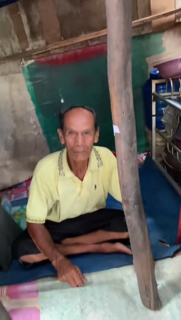 rumah gubuk di atas rawa © TikTok rumah gubuk di atas rawa © TikTok