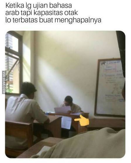 Kelakuan siswa saat ujian Berbagai sumber