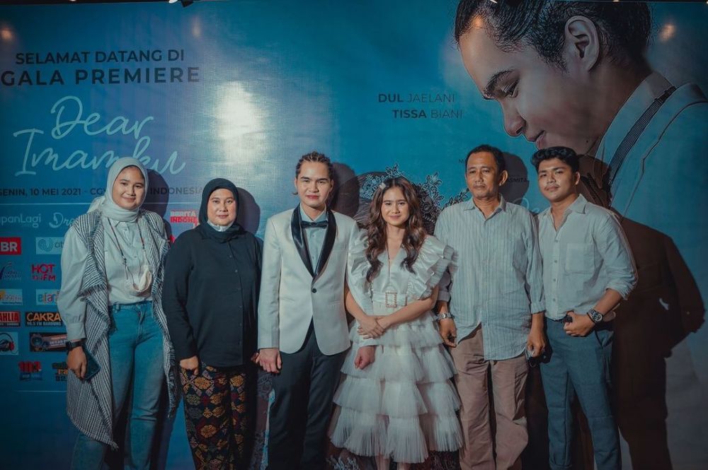 potret kenangan Tissa Biani dan ayah © berbagai sumber potret kenangan Tissa Biani dan ayah © berbagai sumber