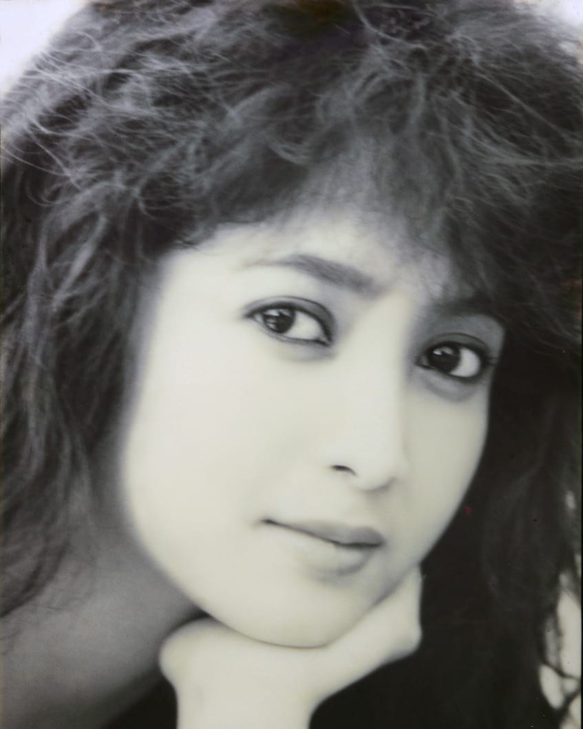 model iklan kamera jadi ibu sambung presenter kondang  © berbagai sumber