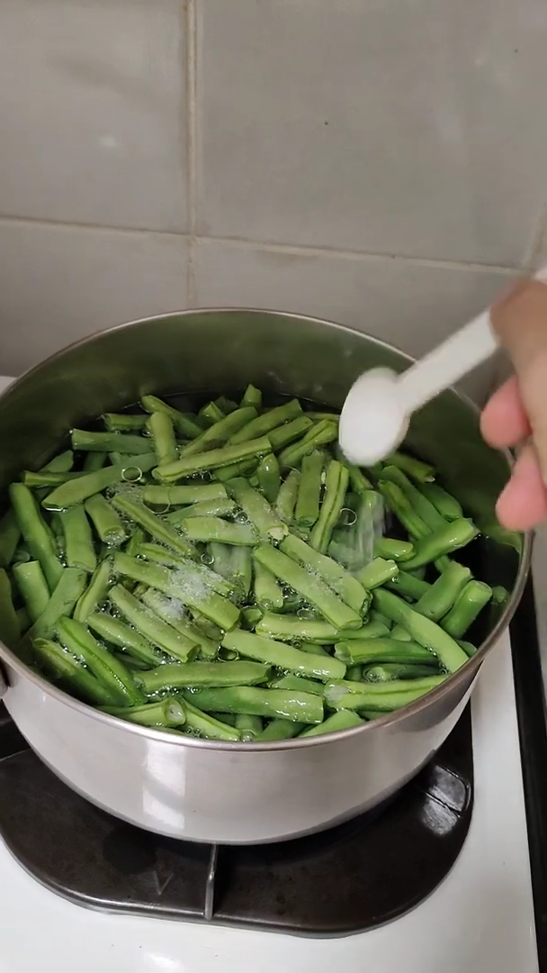 Trik merebus buncis agar rasanya semakin enak, tetap renyah dan berwarna hijau cerah