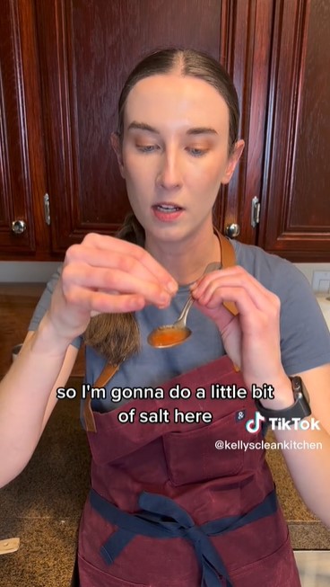 Jangan asal nambahin, ini trik antigagal mengatasi sup kurang bumbu agar nggak salah takaran