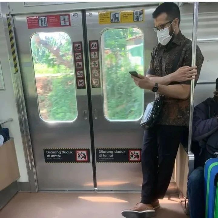 Bintang iklan Sakatonik ABeGe bareng Agnez Mo © 2023 berbagai sumber