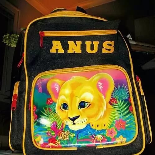 13 Potret lawak tas anak sekolah ini absurdnya kebangetan © berbagai sumber 13 Potret lawak tas anak sekolah ini absurdnya kebangetan © berbagai sumber