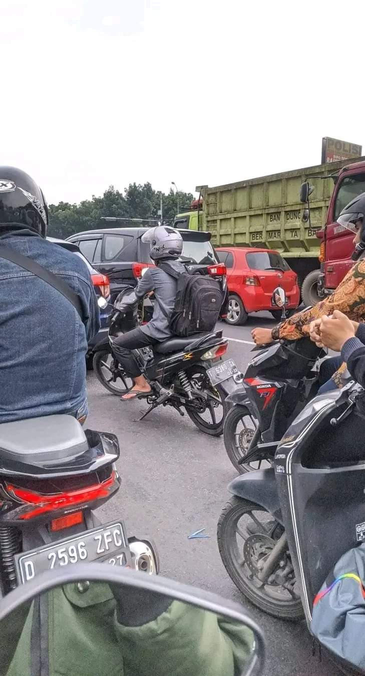 santai dulu nggak sih © berbagai sumber santai dulu nggak sih © berbagai sumber