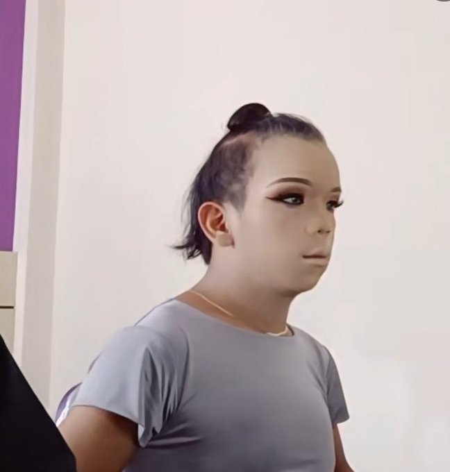 potret kocak orang gagal make up Berbagai sumber