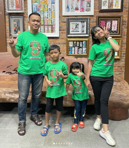 keseharian Hami Diah yang ternyata istri polisi © 2023 brilio.net keseharian Hami Diah yang ternyata istri polisi © 2023 brilio.net