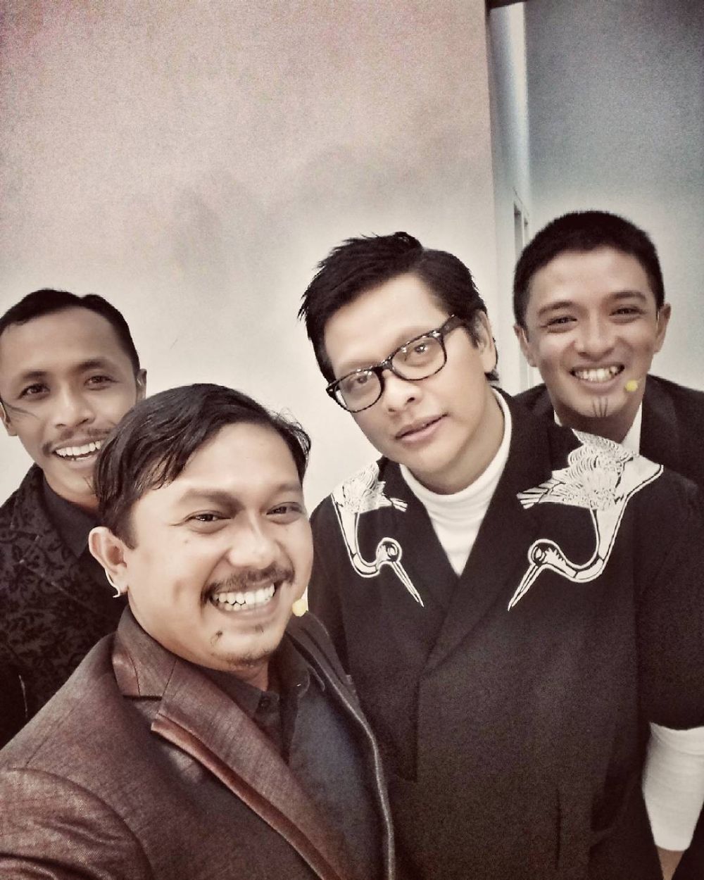 potret kompak persahabatan ojak, purnomo, dan tisna © berbagai sumber