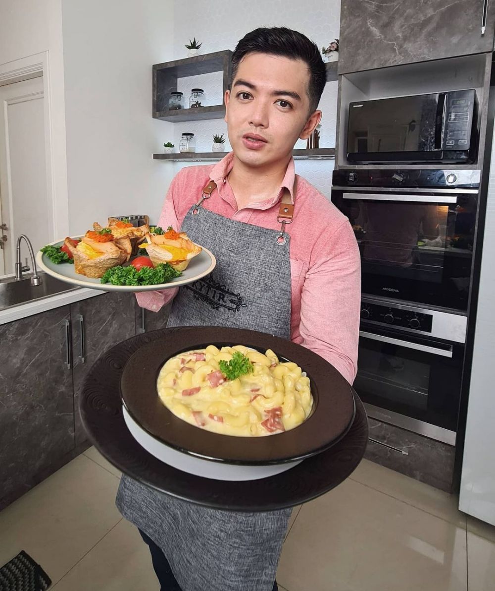 10 Kreasi masakan berbahan daging ala Nicky Tirta, menggugah selera dan tak bikin bosan