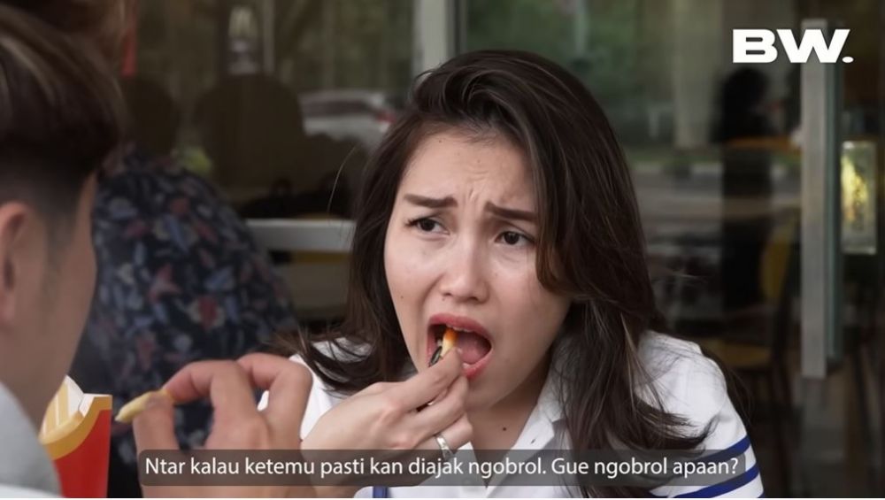 pertemuan ayu ting ting dengan keluarga boy © YouTube
